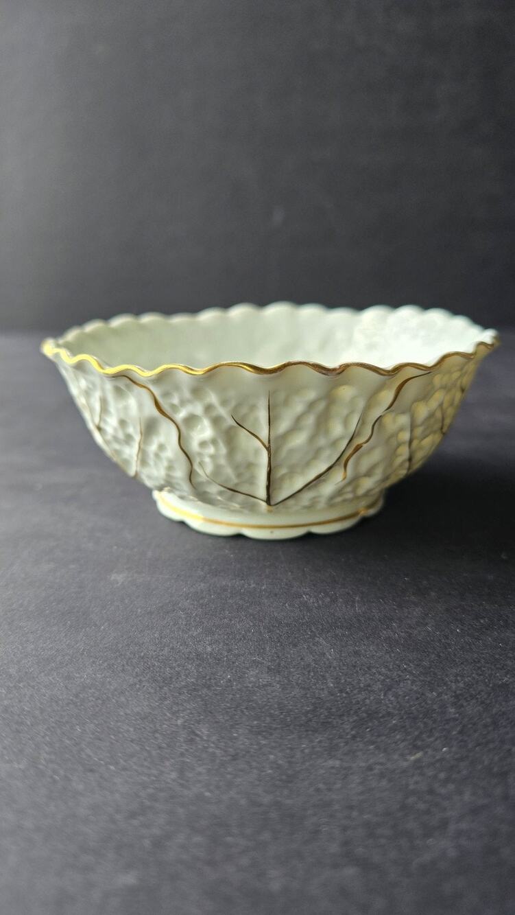 Vintage Noritake Autumn Leaf White Porcelain Bowl Hand Painted Japan Gold Trim